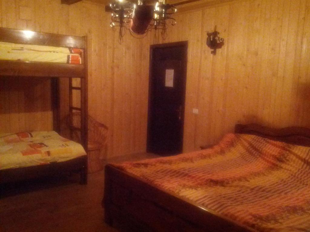 Pensiunea Magdalena Cîmpulung Habitación foto